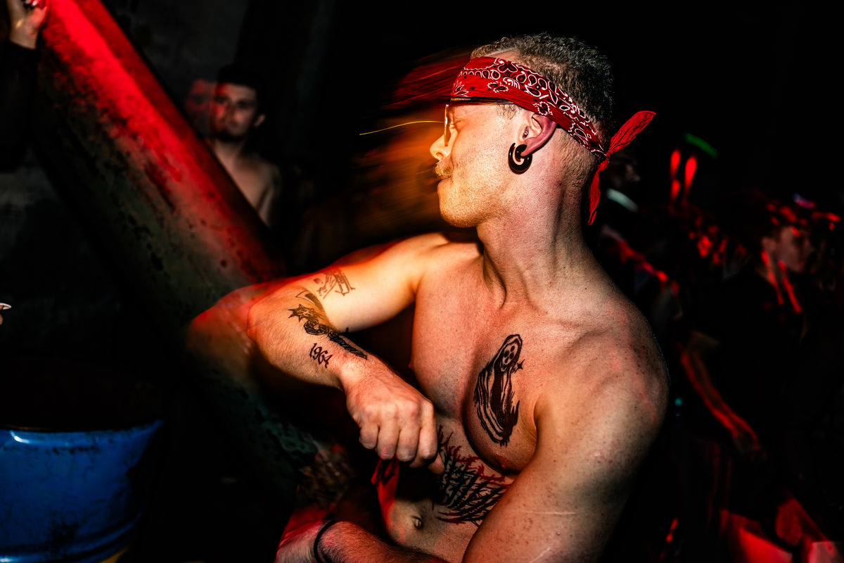 Loading... just a sec